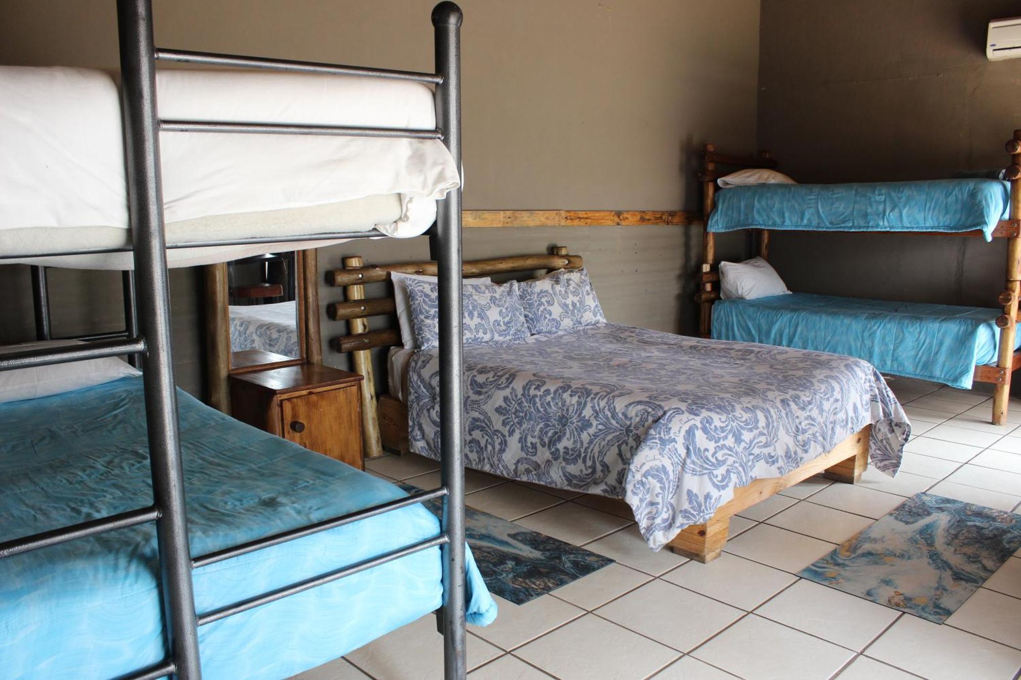 Kameelboom Lodge Vryburg Buitenkant foto